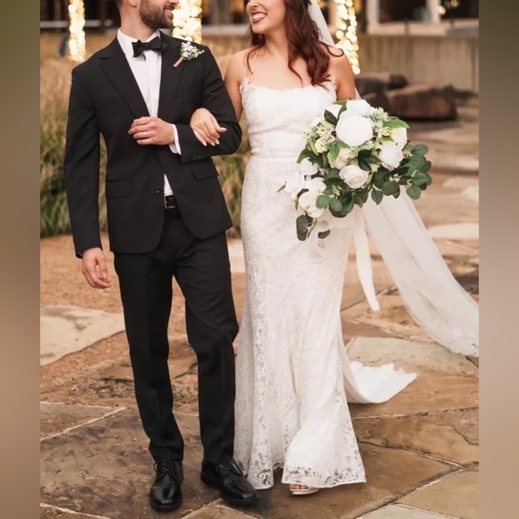 Remarkable Moment White Floral Embroidered Lace-Up Maxi Dress - Picture 4 of 9